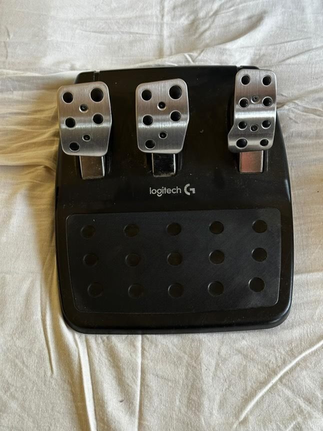 Logitech G29 + Shifter