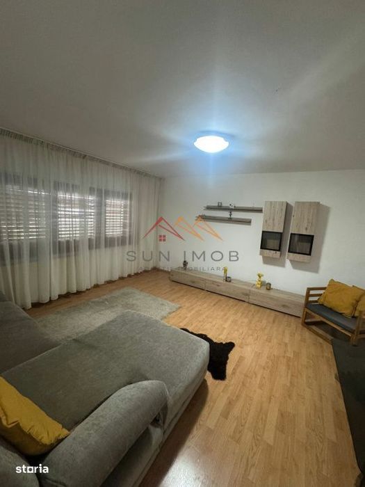 De inchiriat, zona centrala, apartament 3 camere, decomandat, 73 mp