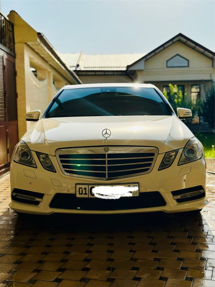 Mercedes-Benz 2010, E350 Full Avantgarde