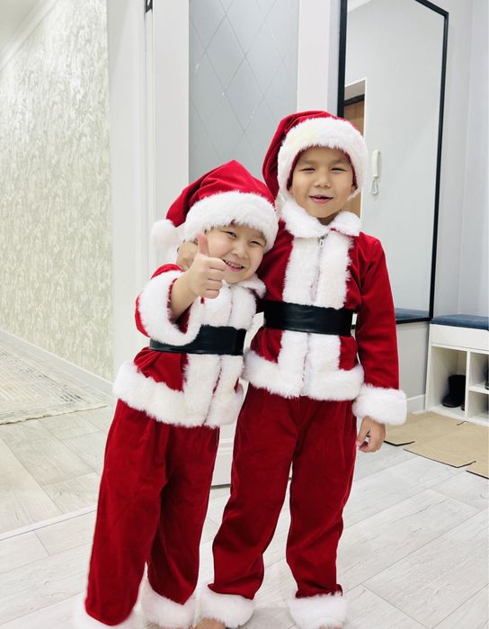 Санта, новогодние костюмы