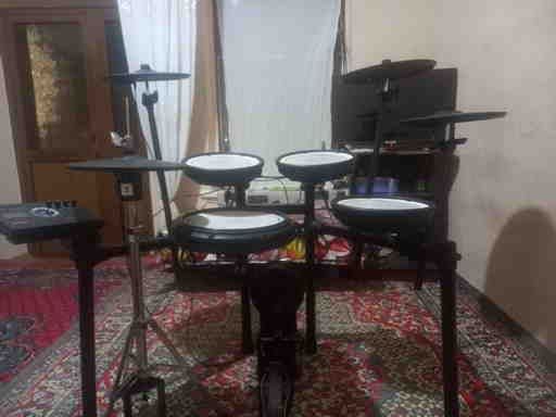 Roland Td17Kvh baraban sotiladi