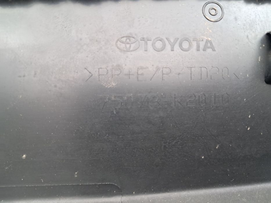 Лайсна врата TOYOTA Yaris Cross