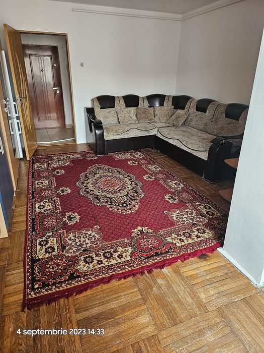 Garsoniera de închiriat