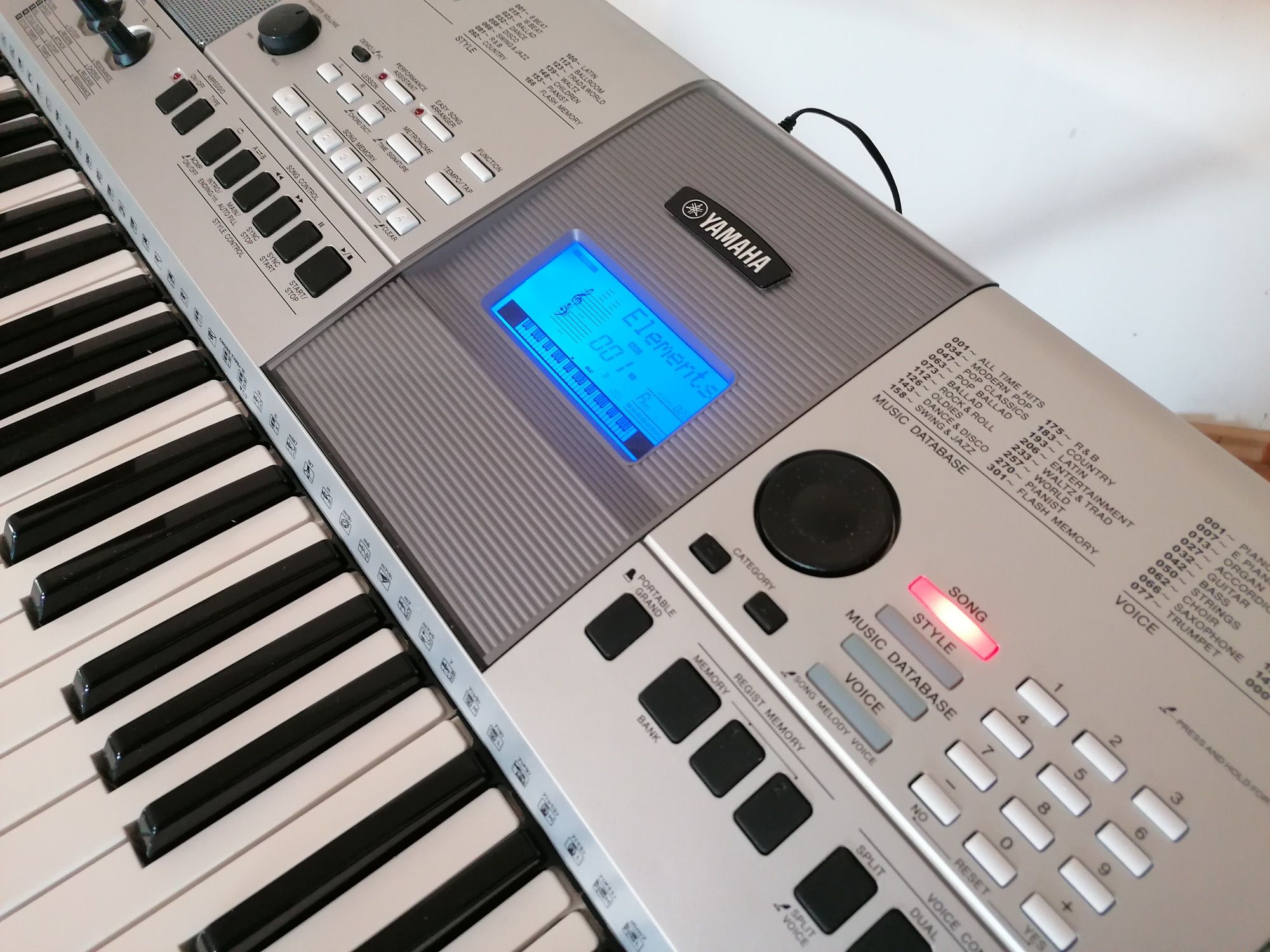 YAMAHA PSR E-413 profesional USB keyboard orga pian