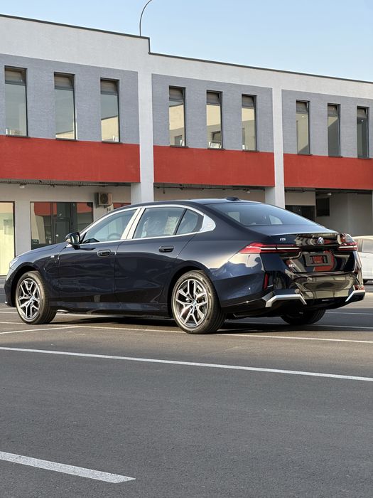 BMW i5 40L eDrive 2025 zapas hoda 717km