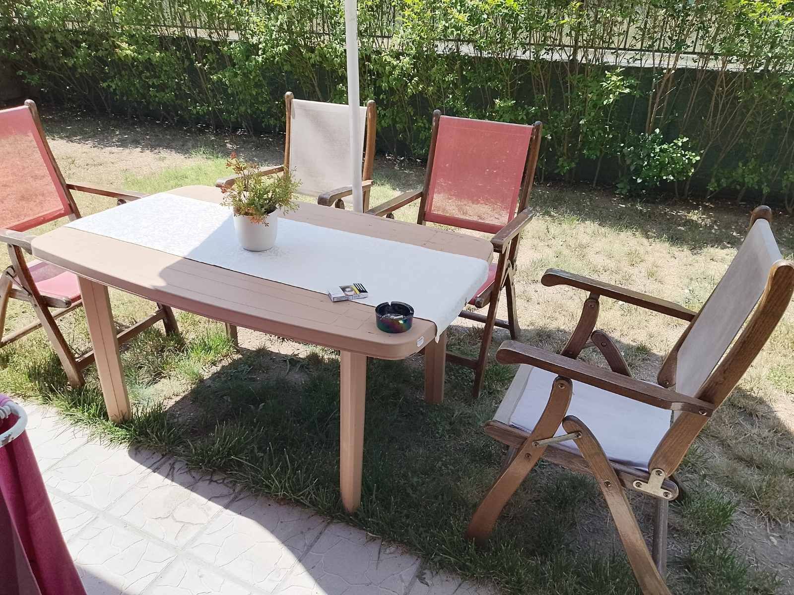 Градински столове