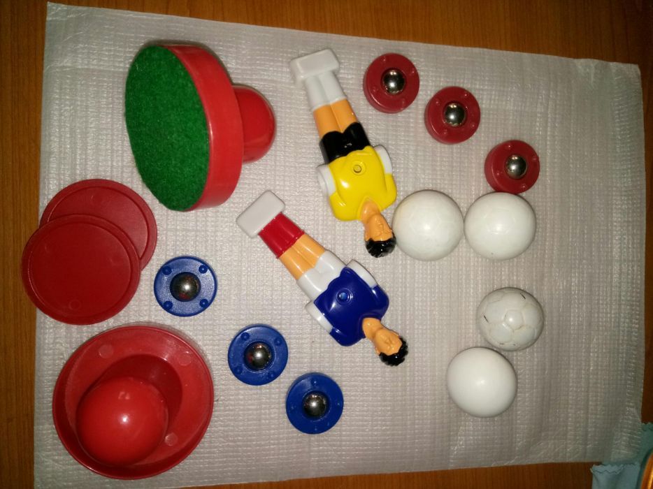 Figurine joc fotbal fusball pret toate