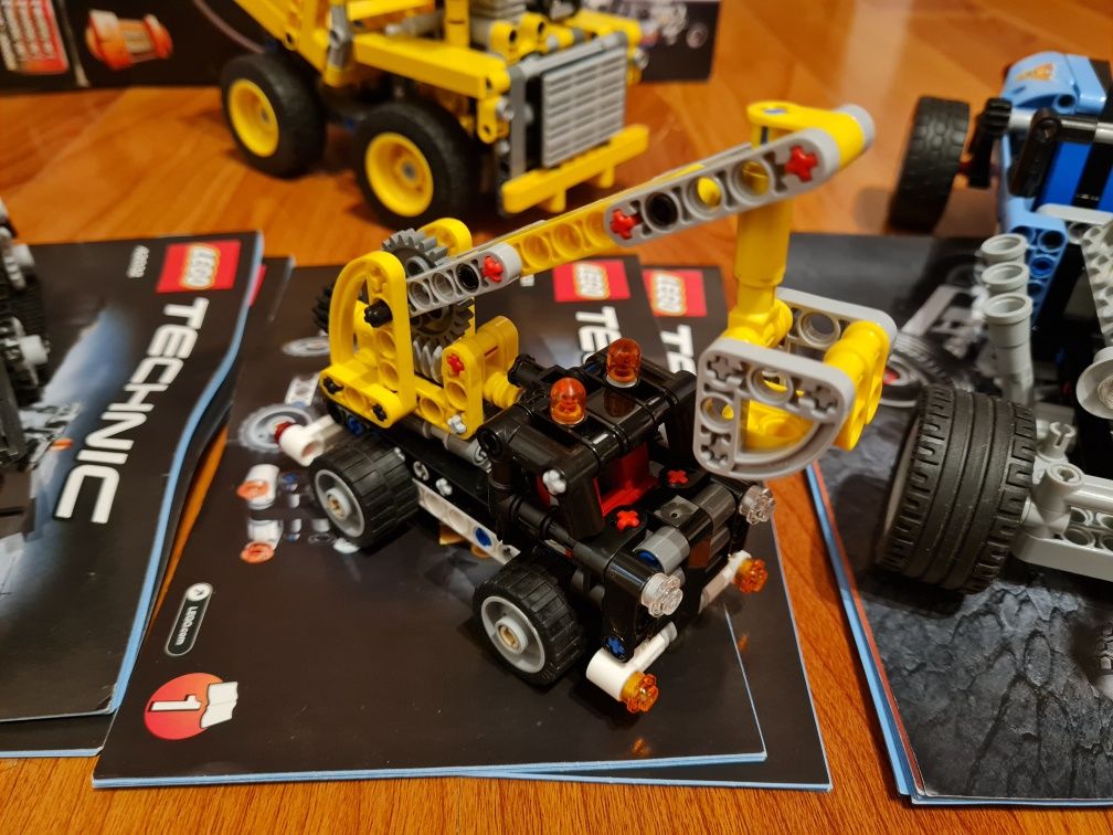 Seturi Lego Technic- 42022, 42035, 42031, 42021, 42032