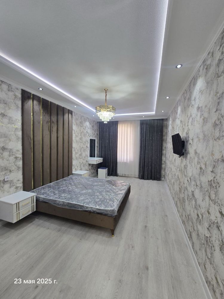 Продается 3 ком. Квартира площадью 132 кв.м. На 3 этаже
