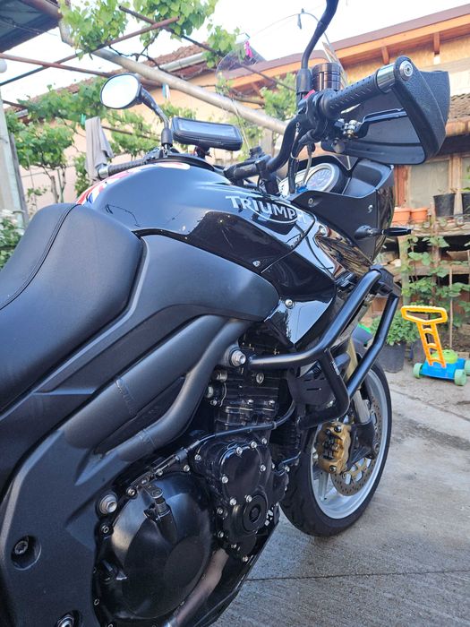 Triumph tiger 1050.vand urgent