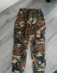 Pantaloni cargo Bershka mărime xs