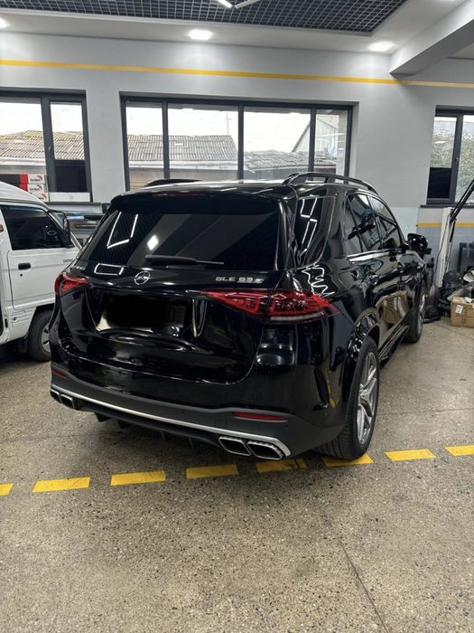 Продам GLE63s 2022года с пробегом 16000км.