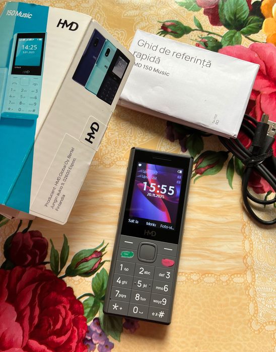 Telefon cu butoane HMD