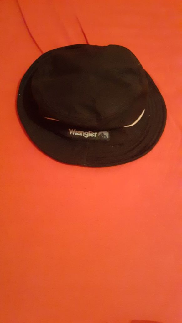 Шапка тип идиотка Wrangler.