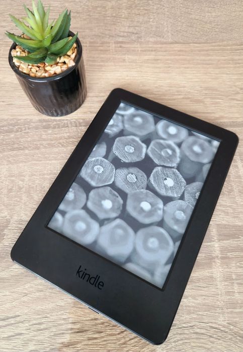 Електронна книга/четец/e-book/e-reader Kindle WP63GW БЕЗПЛАТНА ДОСТАВК