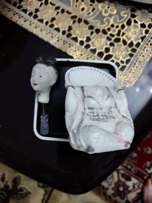Азиатская статуэтка