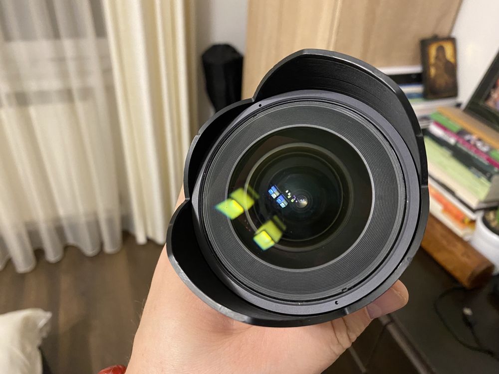 Obiectiv Samyang 14mm f2.8 pentru Nikon