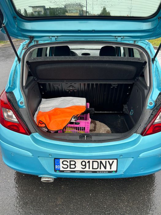 Vând Opel Corsa D 2011