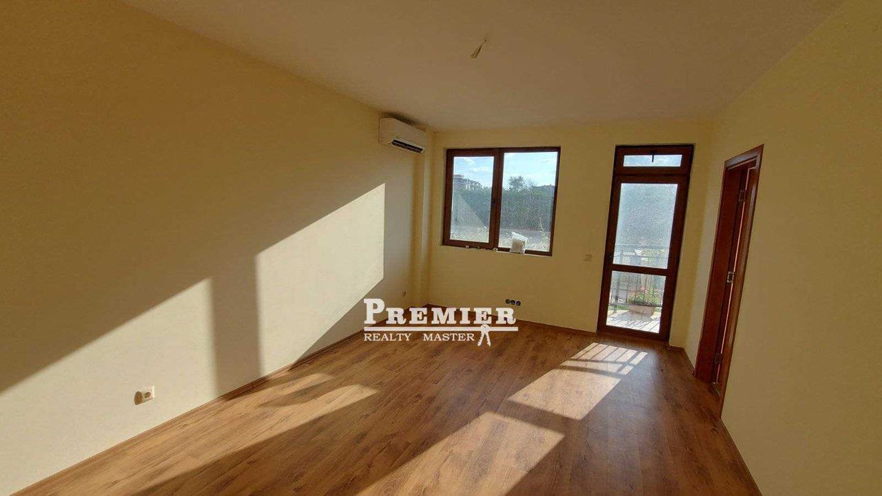 Продава се Двустаен апартамент в с. Равда, Област Бургас - 50 кв.м за 1080 €/кв.м - Снимка #6