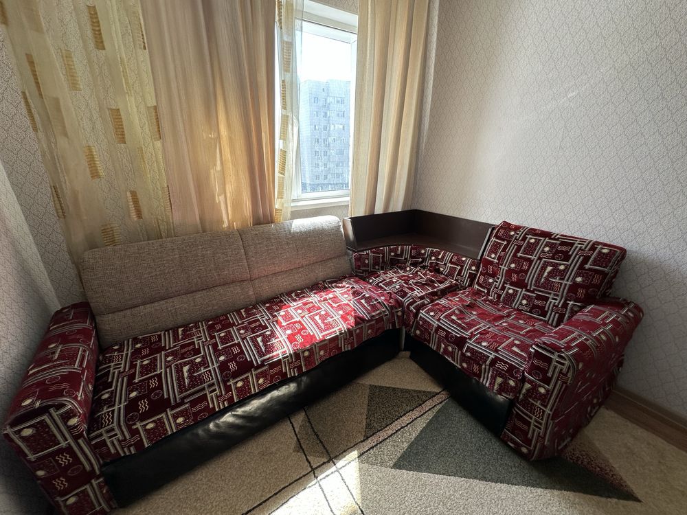 Диван в гостинную