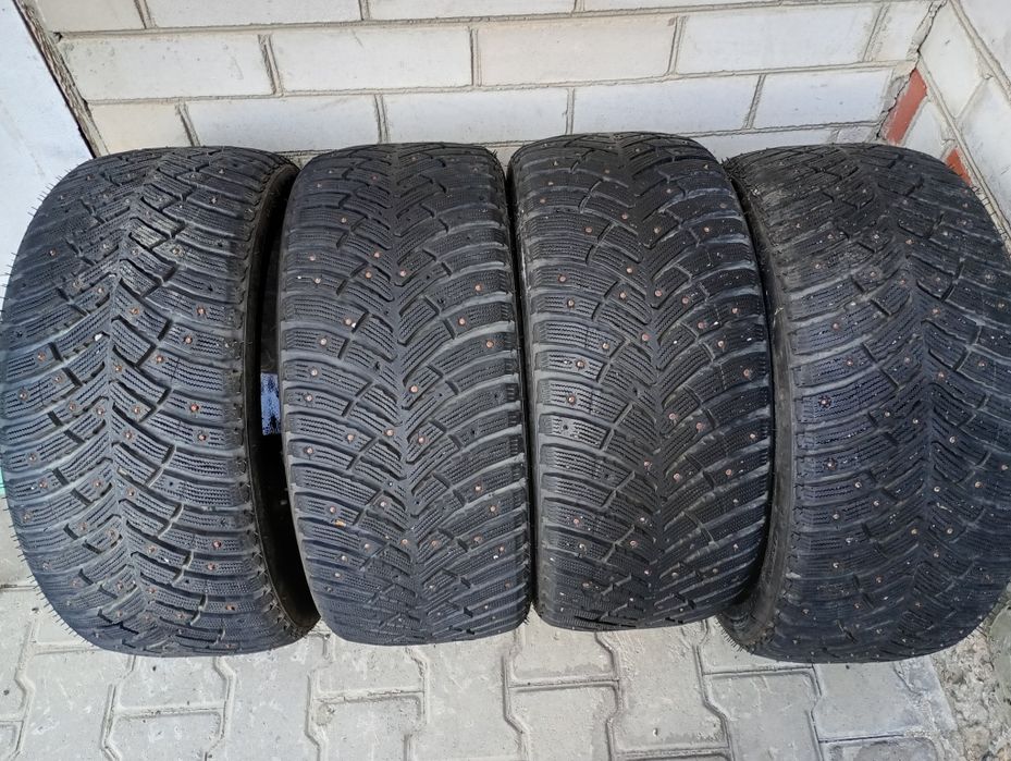 Продам зимние шины