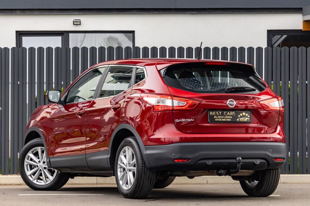Nissan Qashqai connecta 1.6D / Facelift  /Automat/Garantie /Rate