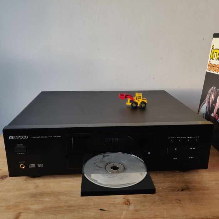 Cd player Kenwood DP-5090-24bit D/A conversion