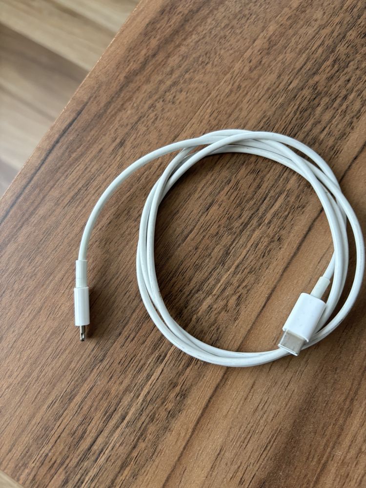 Cablu de date Apple Lightning – USB C, 1m