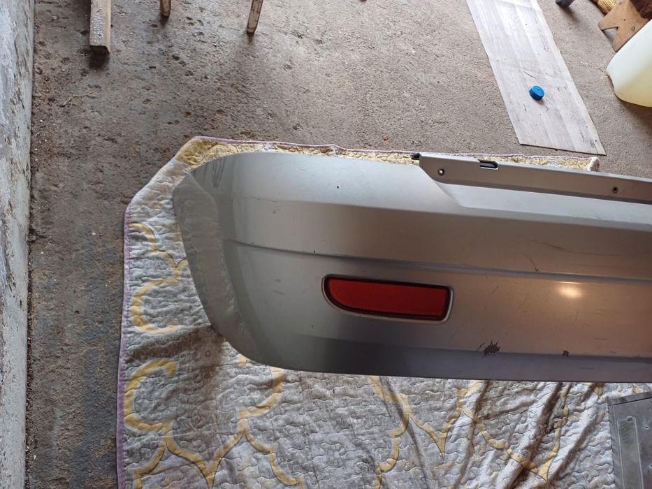 Бампер от приоры 1 (седан)