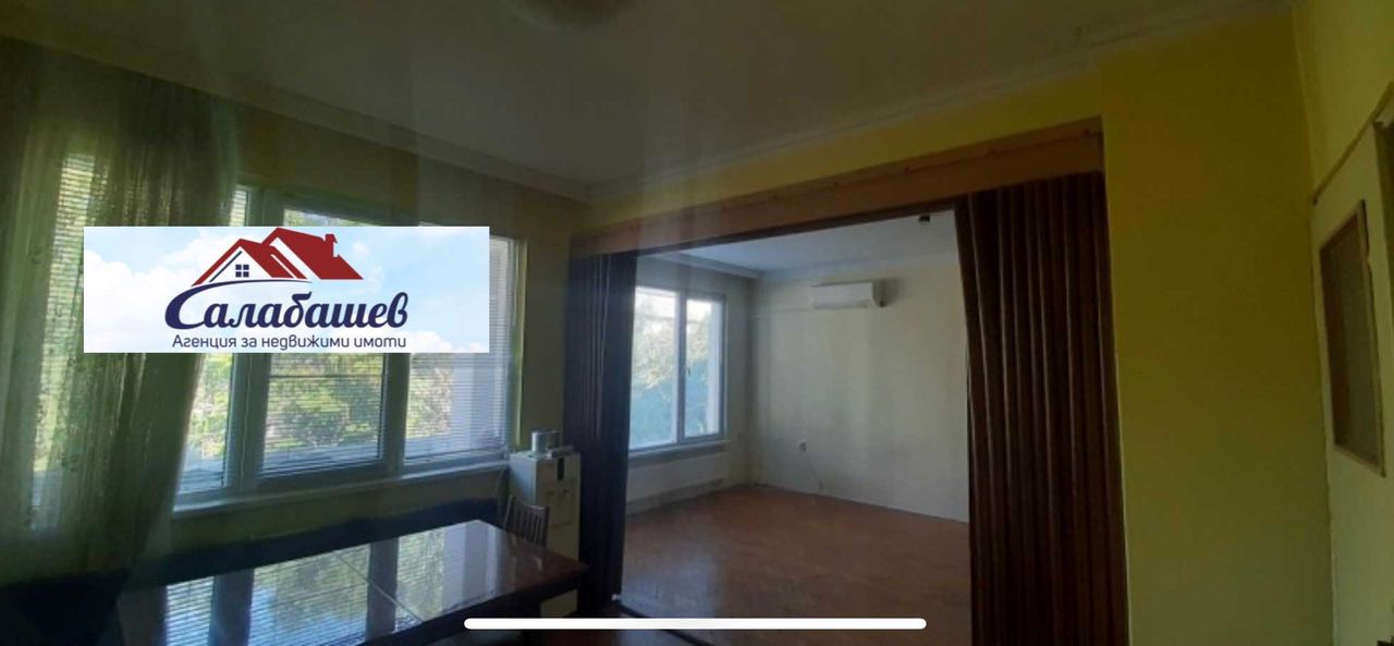 Продава се Тристаен апартамент в Пловдив, Каменица 1 - 112 кв.м за 1575 €/кв.м - Снимка #1