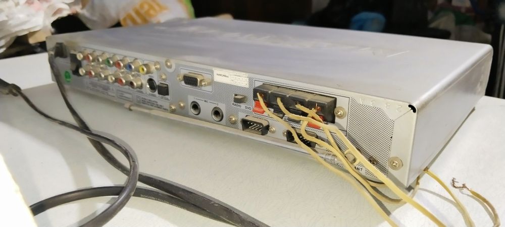 Dvd sotiladi  holati yaxshi