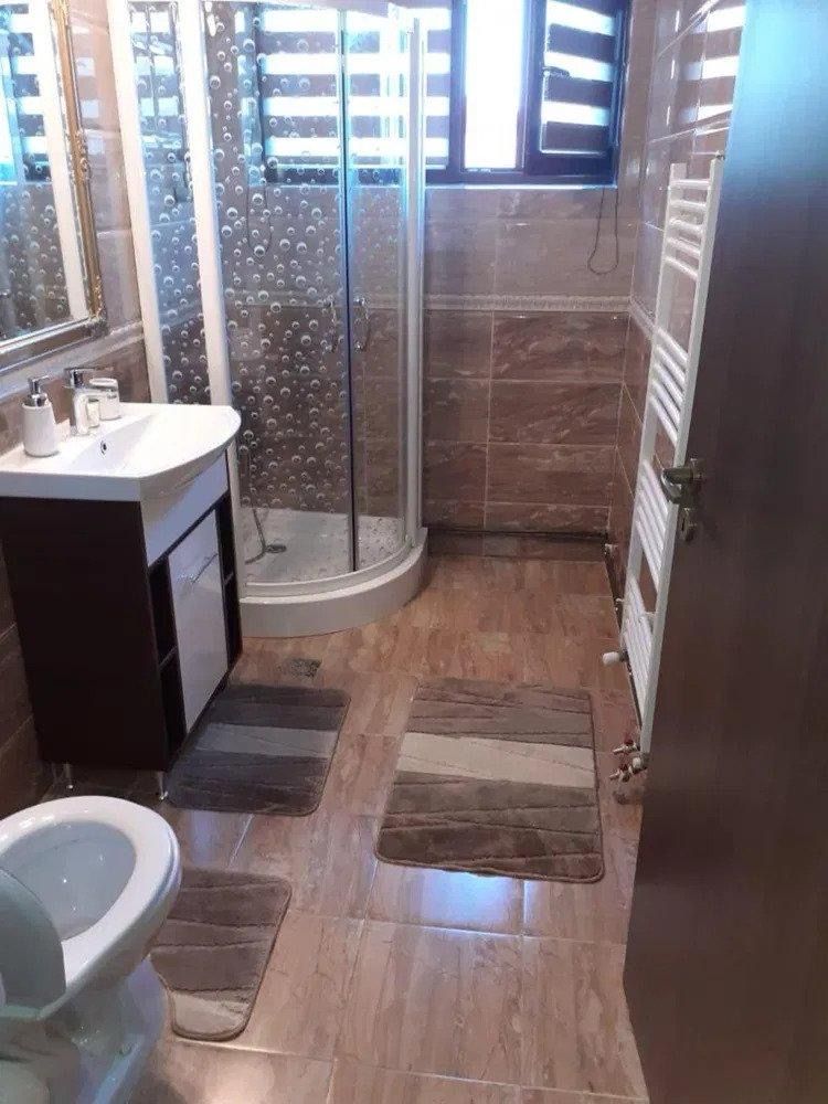 Inchiriez apartament 2 camere de LUX in bloc NOU ULTRACENTRAL