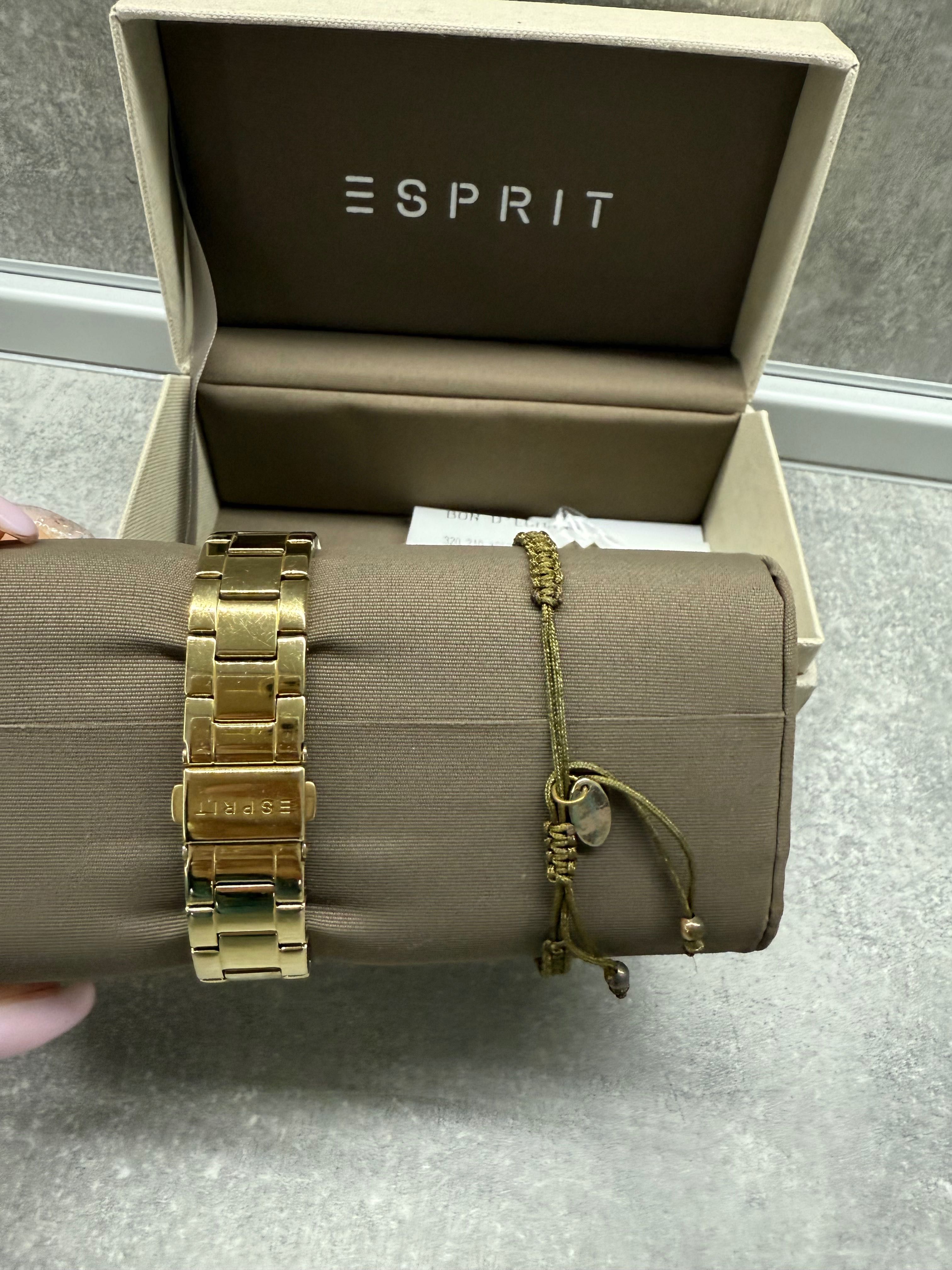 Часовник Еsprit използван