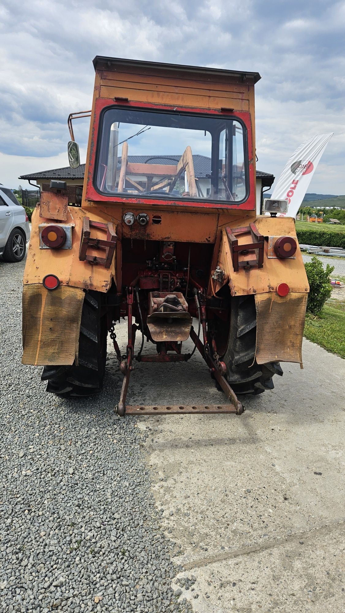 Tractor Universal UTB 550 import Germania
