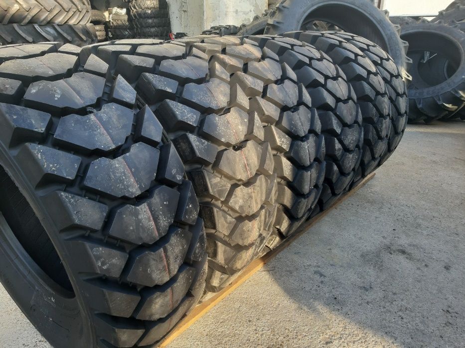 Cauciucuri noi industriale 12.5/80-18 Forerunner cu 14PLY