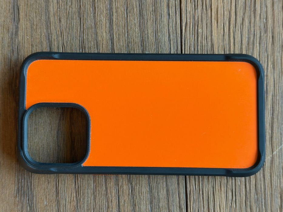 Много здрав кейс за iPhone 15 Pro Max - orange