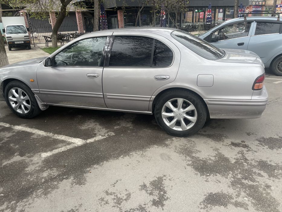 Продам Ниссан максима а32 2лит матор