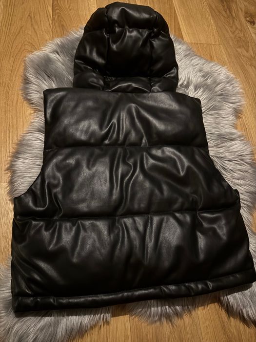 Дамски кожен елек/грейка. PULL &. BEAR