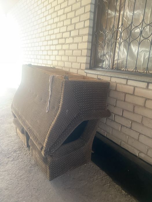 Диван и 2 кресла