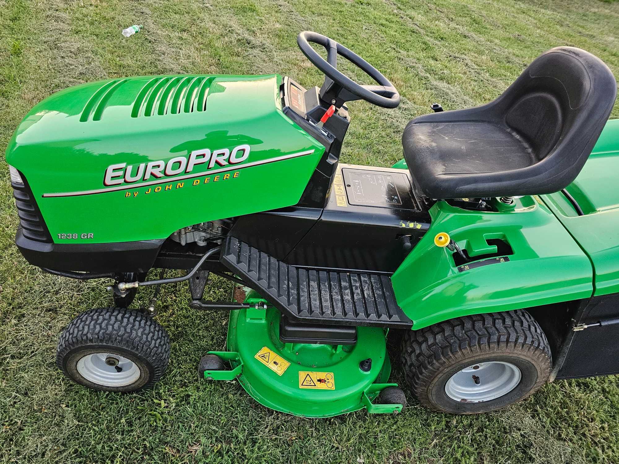 Тракторна Косачка JOHN DEERE/ EuroPro. Като НОВА.