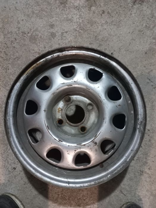 Продам диска R14 и R13