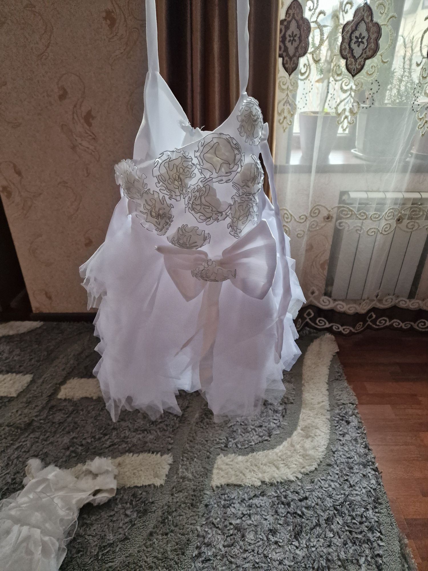 Нарядные платья для праздника