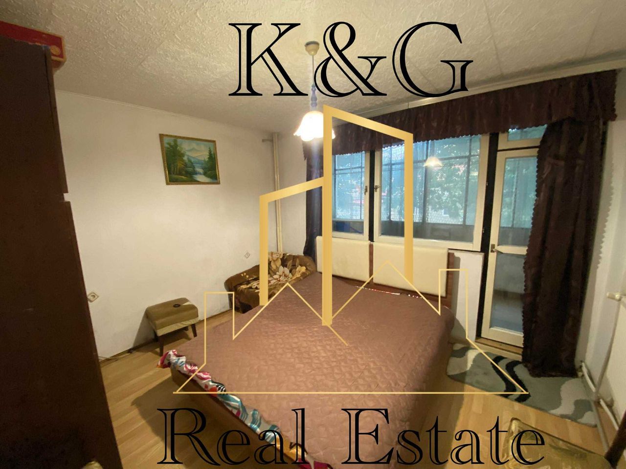 Продава се Тристаен апартамент в Разград, Варош - 98 кв.м за 1354 €/кв.м - Снимка #4