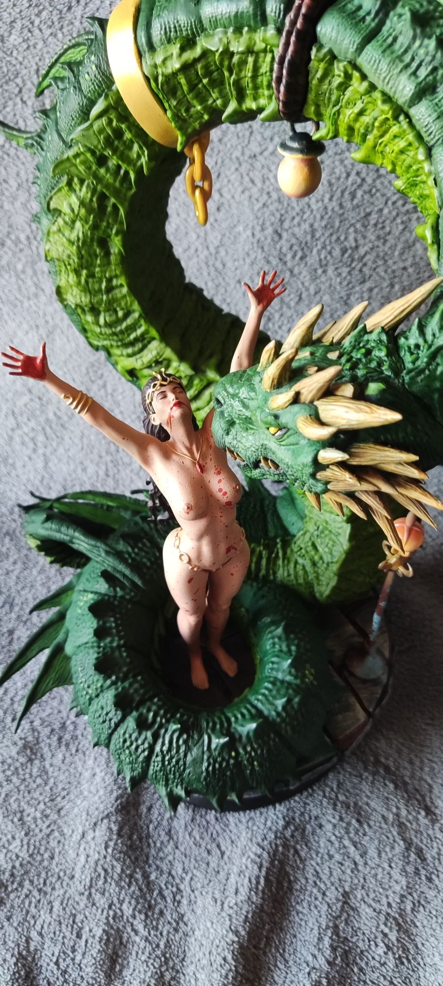 Diorama statueta 35cm Pla rășină girl and dragon 3D print