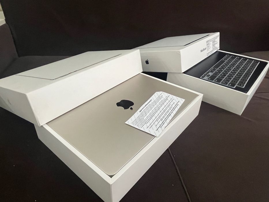 MacBook Air M2 2022