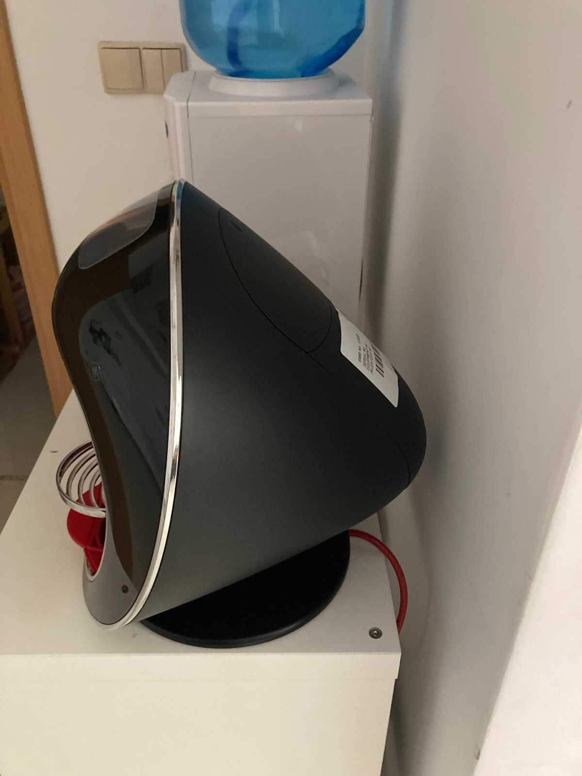 Кафемашина DOLCE GUSTO Majesto с тъч скрийн