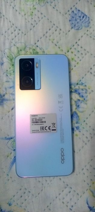 Продаётся телефон