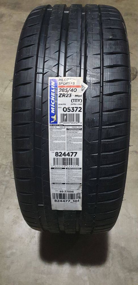 Michelin Pilot Sport 4S MO1 | 285/40ZR23 325/35ZR23