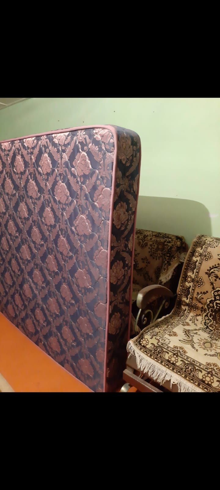 Продам матрас двух спальный