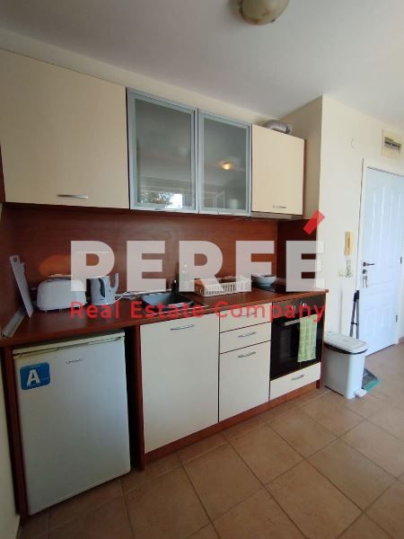 Продава се Тристаен апартамент в к.к. Слънчев бряг - 65 кв.м за 1154 €/кв.м - Снимка #2